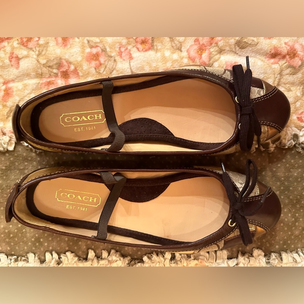 COACH Signature Jenilee: Bronze Gold Logo Patchwork Ballet Flats Shoes 7.5M